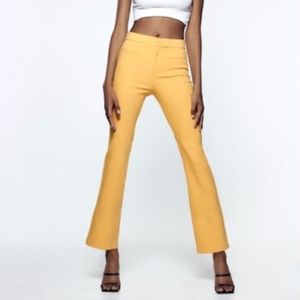 ZARA // high waist crop mini flare pants stretch Tangerine / Yellow / Orange